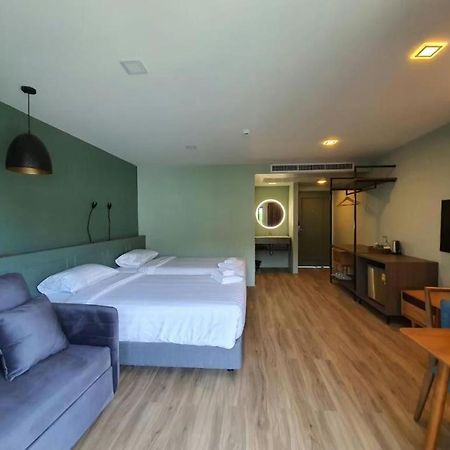 Eco Cozy Beachfront Resort Chaam Хуа Хин Экстерьер фото